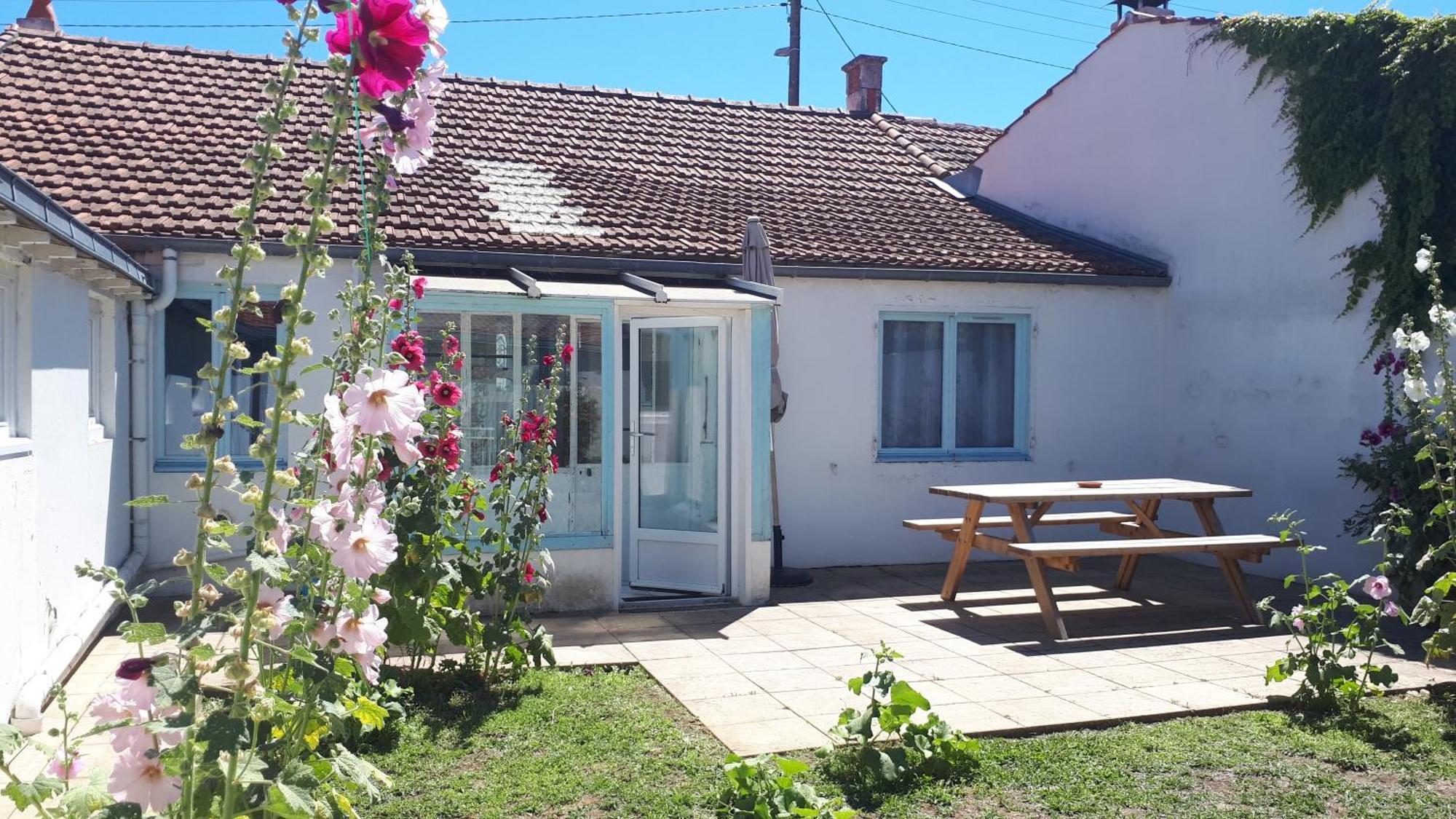 Maison De Vacances Familiale La Rochelle  Extérieur photo